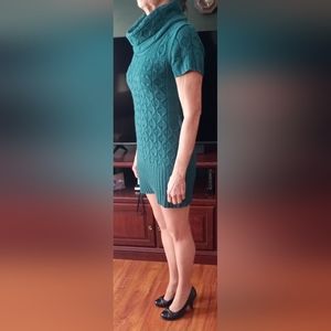 Suzy Shier sweater dress, size S, green
